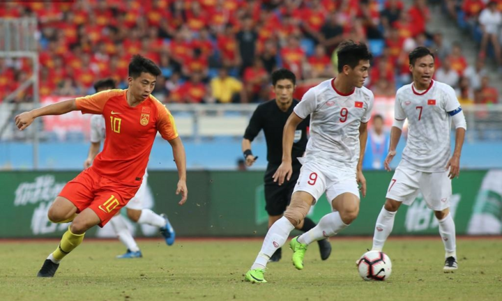 Đầu tư tỷ USD, bóng đá Trung Quốc vẫn chôn chân nhìn giấc mơ World Cup tan vỡ