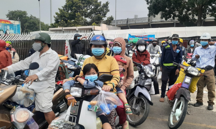 Đề nghị các tỉnh tạo điều kiện cho người lao động trở lại Đồng Nai làm việc