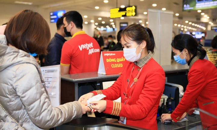 Mở lại 7 đường bay từ 10/10, Vietjet sẵn sàng đón khách trên các chuyến bay xanh