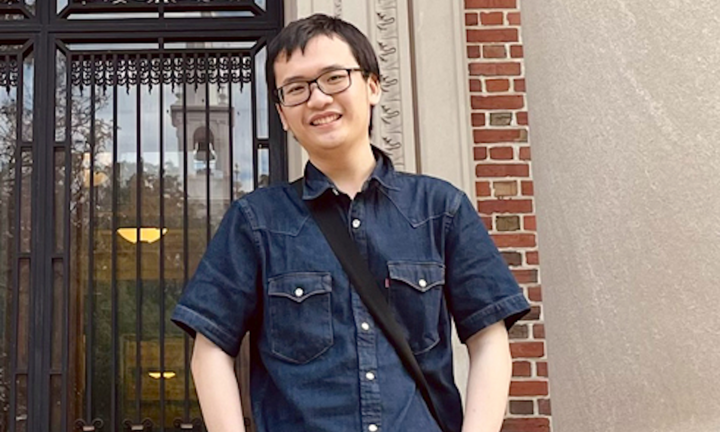 Nam sinh 21 tuổi được Tập đoàn Amazon mời làm việc với mức lương 9 con số