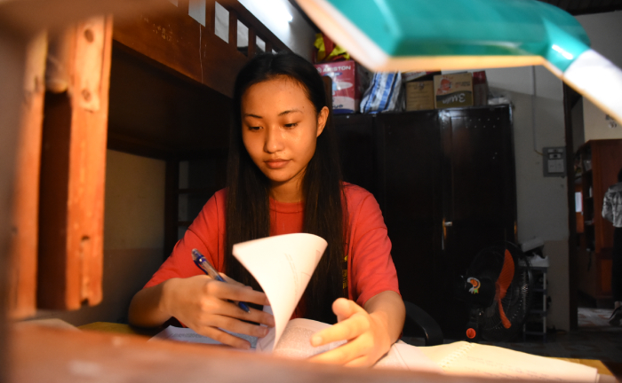 Hành trình giành học bổng 1 tỷ đồng của nữ sinh làng trẻ SOS Hải Phòng