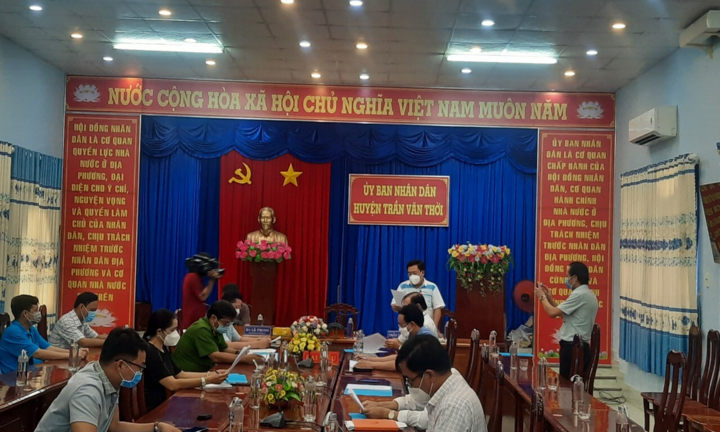 Tiêu hủy đàn chó của cặp vợ chồng về Cà Mau tránh dịch: Do gặp áp lực