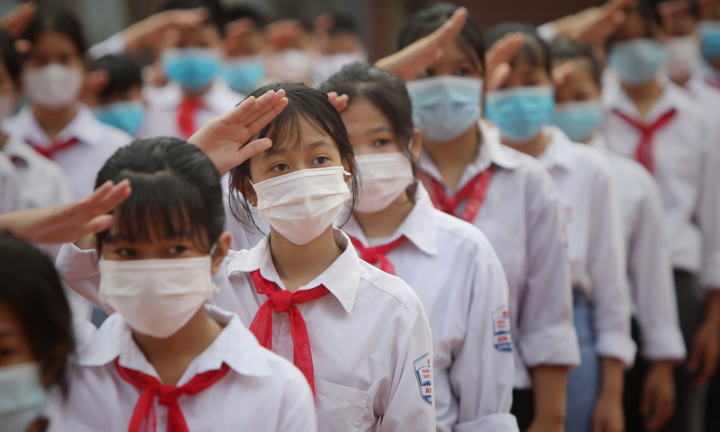 Thêm nhiều địa phương chuyển hướng dạy học trực tuyến, học sinh chưa đến trường