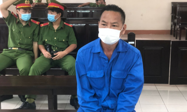 Giở trò đồi bại với con riêng của vợ, ‘yêu râu xanh’ lĩnh 18 năm tù