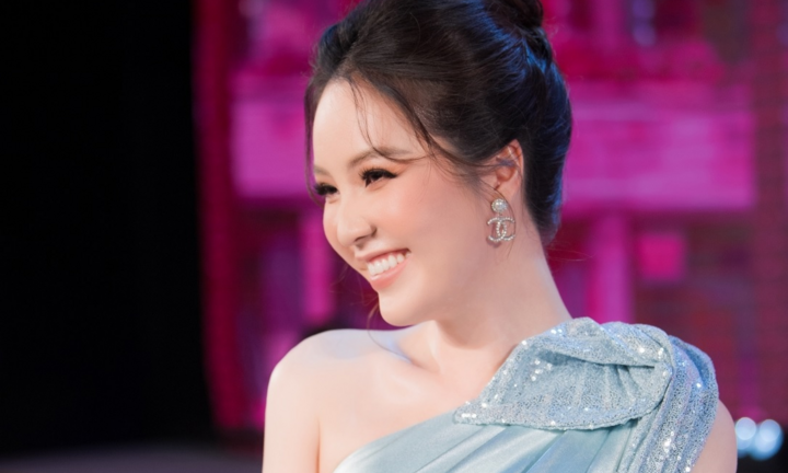 Ảnh: Nhan sắc quyến rũ của Thụy Vân tuổi 35