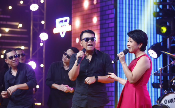 Diva Mỹ Linh: Mỗi lần ra album là muốn ly dị