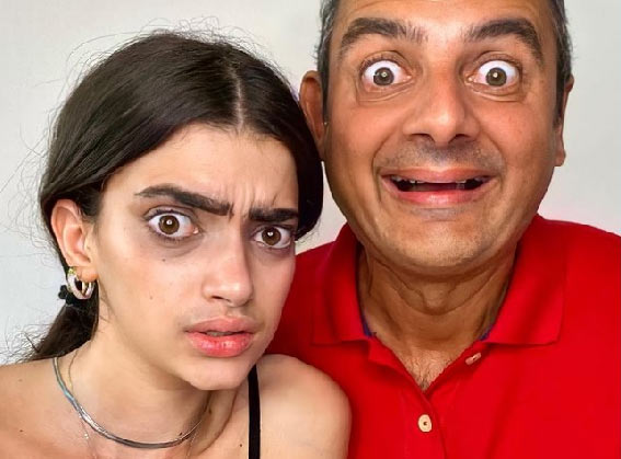 Cô gái Ý khiến dân mạng choáng váng vì bắt chước Mr Bean cực giống