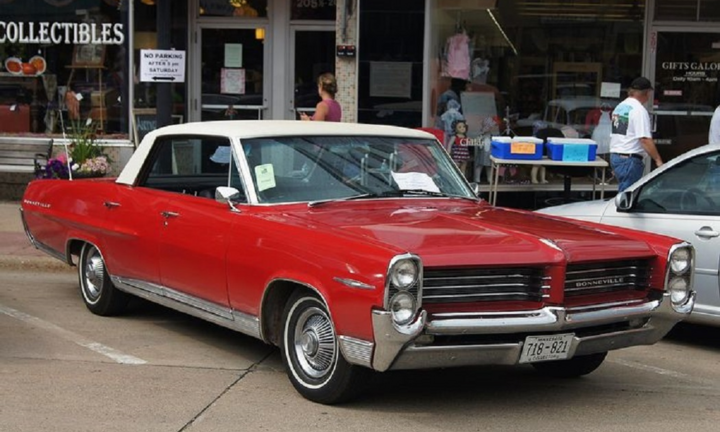 Những chiếc sedan lớn nhất từng được sản xuất 