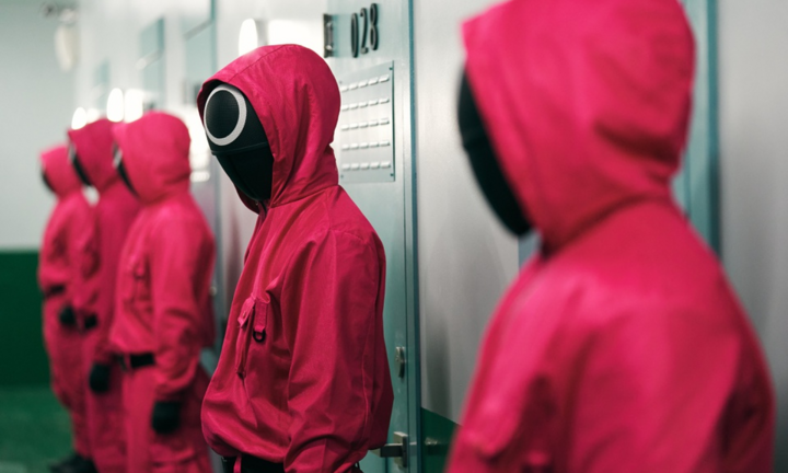 Phim 'Squid Game' khép lại, 11 câu hỏi vẫn chưa được giải đáp