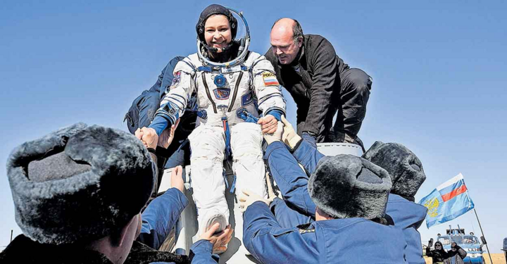 12 ngày quay phim đầy thử thách trong vũ trụ của đoàn phim Nga