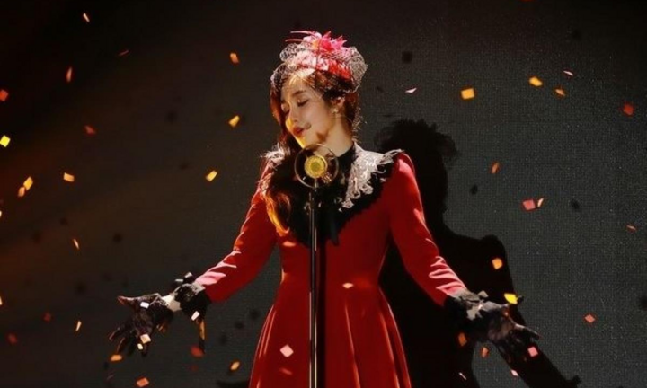 Nỗi đau của thần tượng K-pop hết thời: Khóc mỗi ngày, thấy không còn gì để mất