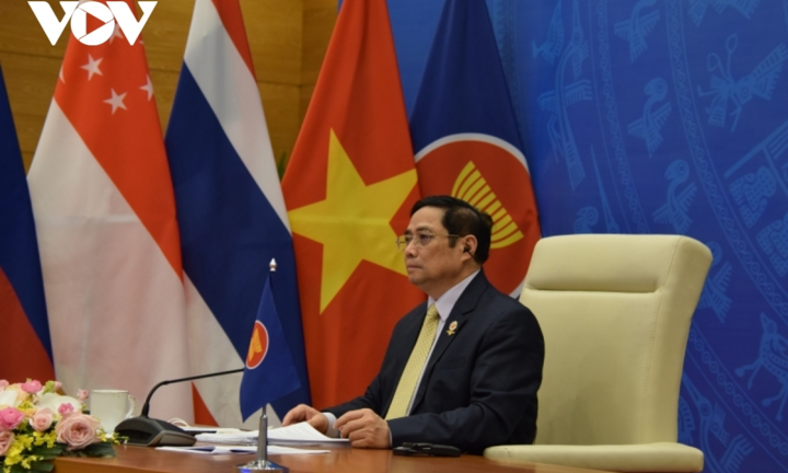 Ảnh: Nhìn lại chuỗi hoạt động của Thủ tướng Việt Nam tại Hội nghị cấp cao ASEAN