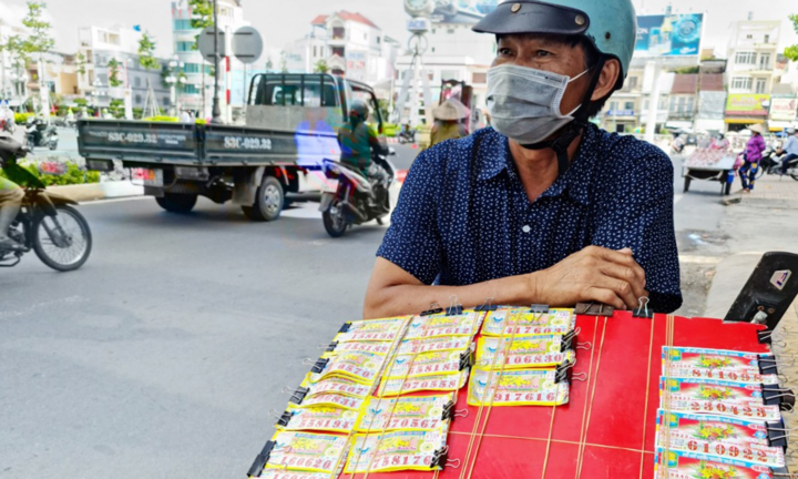 Vé số miền Tây ế ẩm