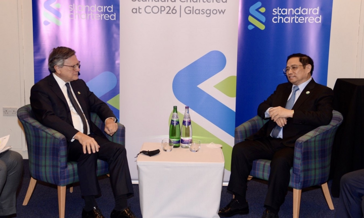 Thủ tướng tiếp Chủ tịch ngân hàng Standard Chartered