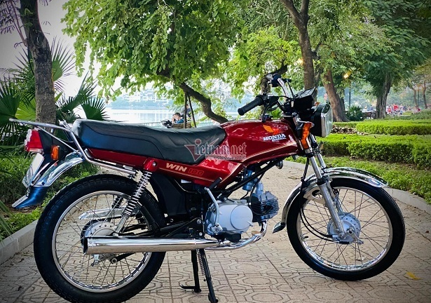 Honda Win 100 đời 1994, hàng hiếm giá gần 400 triệu ở Hà Nội