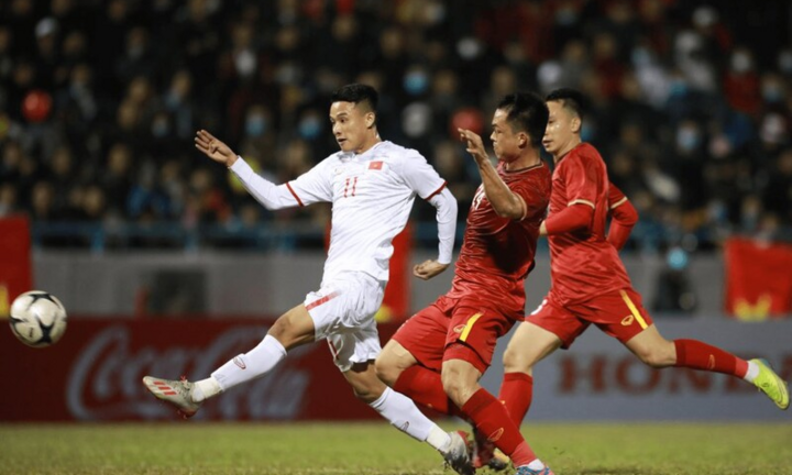 Video: Cầu thủ U23 Việt Nam chơi xấu, may mắn thoát thẻ đỏ