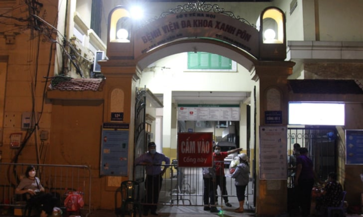 18 trẻ sơ sinh bị tiêm nhầm vaccine COVID-19: Đình chỉ nhiều cán bộ y tế