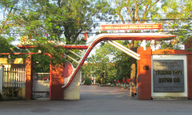 Nam sinh lớp 10 ở Thái Bình rơi từ tầng 3 xuống đất thiệt mạng