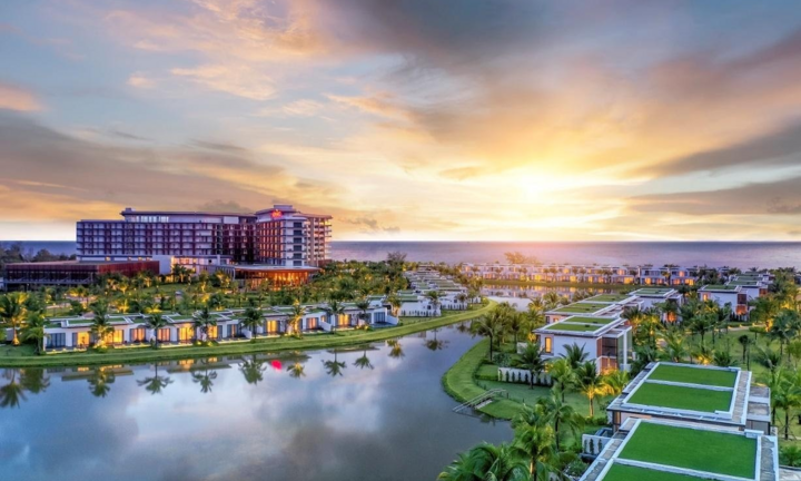 Mövenpick Resort Waverly Phú Quốc: Khu nghỉ dưỡng biển đảo tốt nhất châu Á