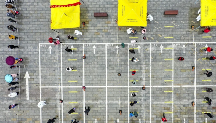 Chuyên gia Trung Quốc lo kinh tế sụp đổ nếu duy trì chiến lược 'Không COVID'