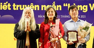 NSND Hoàng Cúc đoạt giải văn chương