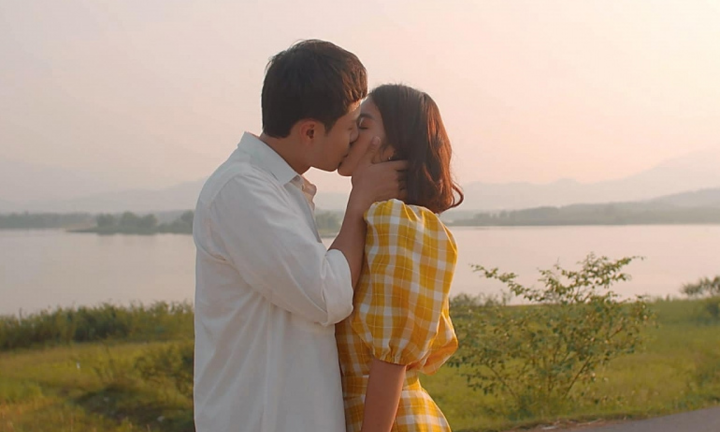 Kết thúc của '11 tháng 5 ngày' làm thỏa lòng khán giả