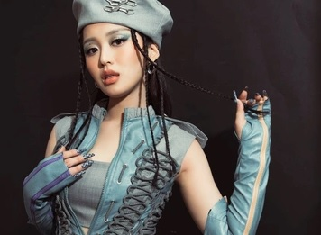 Bị chỉ trích phá nát ca khúc 'Cô gái mở đường', Han Sara xin lỗi