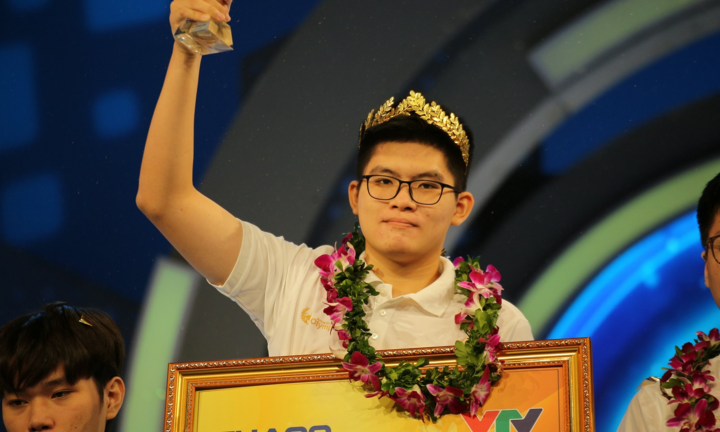 Nhà vô địch Đường lên đỉnh Olympia 2021 sẽ không du học, ước mơ làm doanh nhân