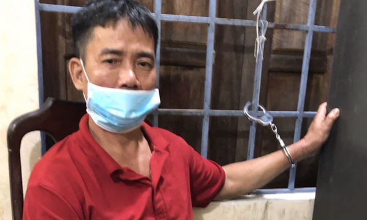 Bắt khẩn cấp gã côn đồ đâm đại uý công an ở Huế