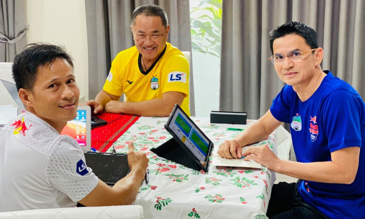 Kiatisak bổ sung người mới cho HAGL