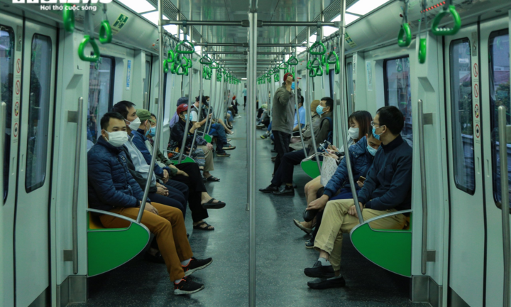 Hành khách đi tàu Cát Linh - Hà Đông nghi mắc COVID-19 được xử lý thế nào?