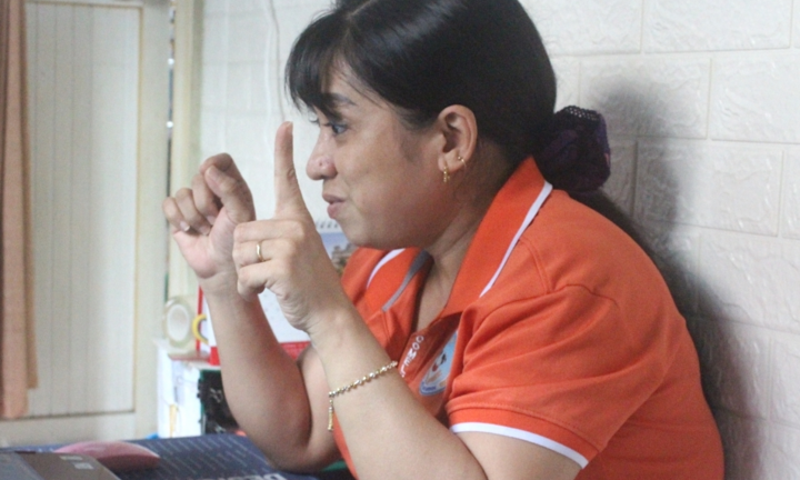 Cô giáo hơn 20 năm gắn bó với trẻ em khiếm thính