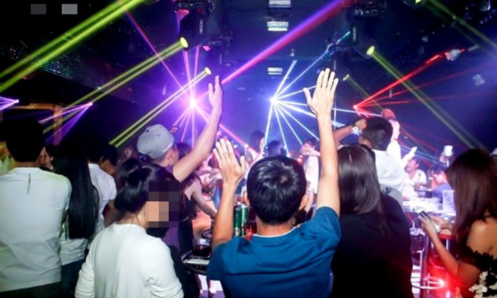 Từ 0h ngày 22/11, Tây Ninh tạm dừng karaoke, vũ trường, massage, quán bar
