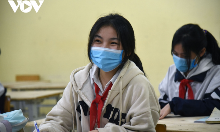 Giáo viên ngoại thành Hà Nội tăng tốc ôn tập, bổ sung kiến thức cho học sinh