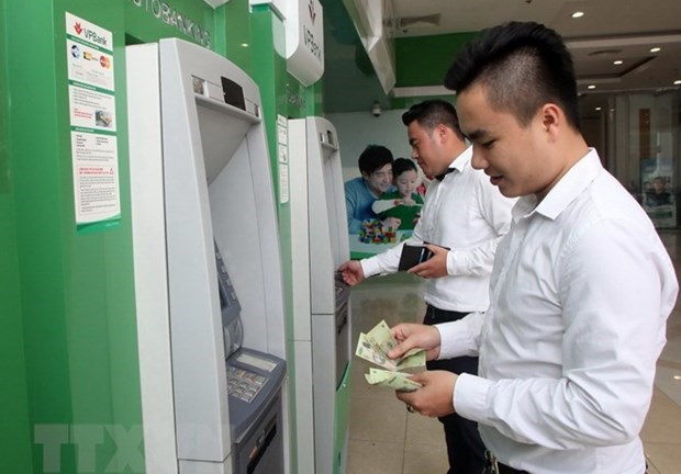 Khó khăn vì COVID-19, liệu doanh nghiệp có 'lơ' thưởng Tết 2022?