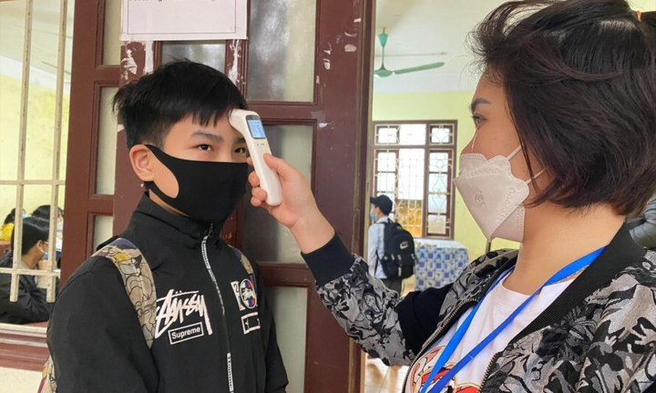 Thi vào lớp 10 Hà Nội: Học sinh, giáo viên đề xuất bỏ môn thi thứ 4