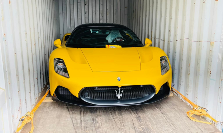 Maserati MC20 đầu tiên xuất hiện tại Việt Nam