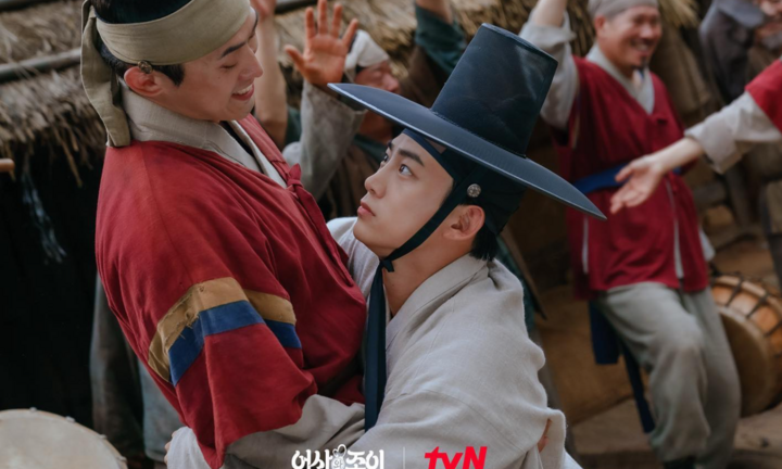 5 bộ phim cổ trang Hàn Quốc hài hước nhất năm 2021