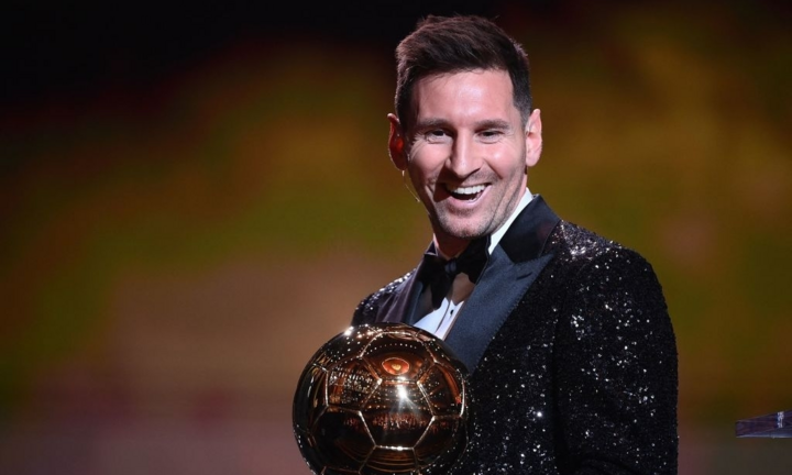 Messi đi bộ vẫn xứng đáng giành Quả Bóng Vàng