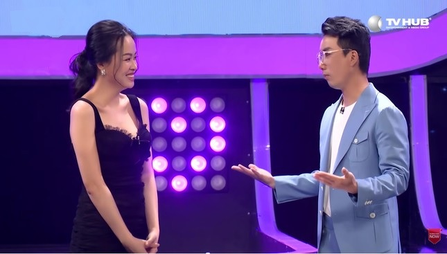 Đòi bỏ vợ nếu không sinh con trai, chàng trai bị 'ném đá' dữ dội