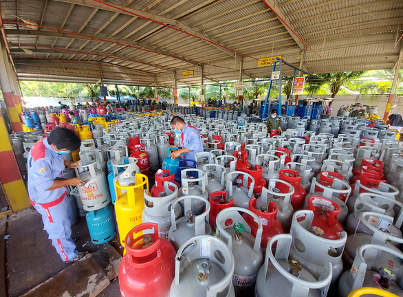 Giá gas giảm mạnh sau 6 lần tăng liên tiếp