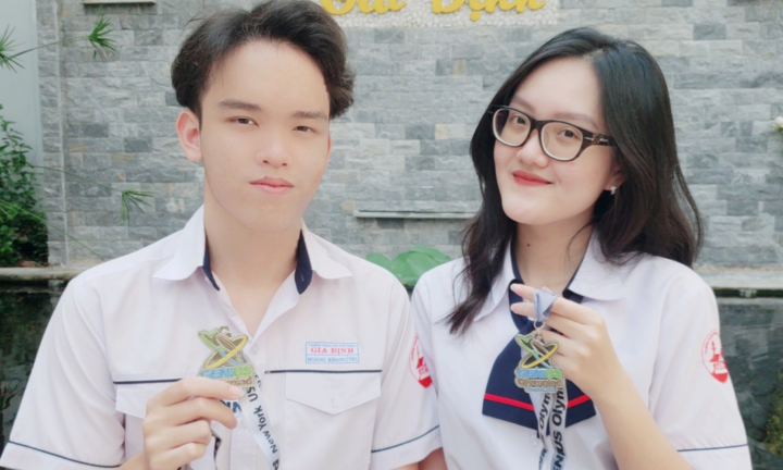 Làm phim ngắn về rác thải nhựa, hai học sinh giành huy chương Bạc quốc tế