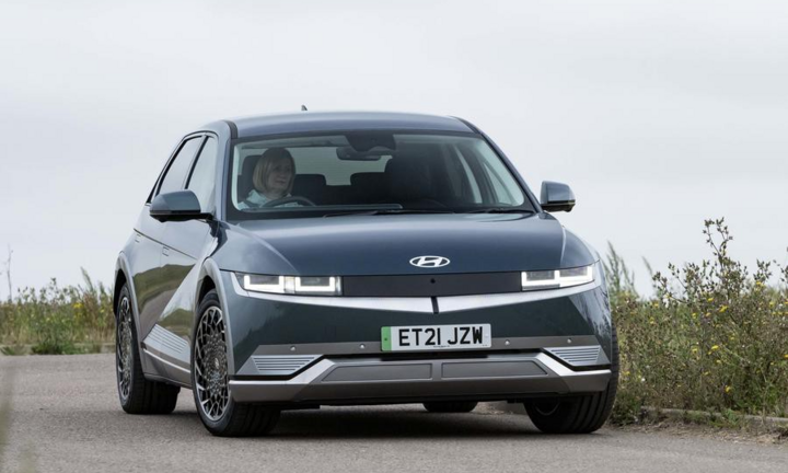 10 mẫu xe điện cho gia đình tốt nhất năm 2021