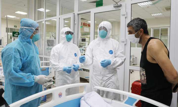 3 tầng điều trị cho bệnh nhân mắc COVID-19 ở Hà Nội