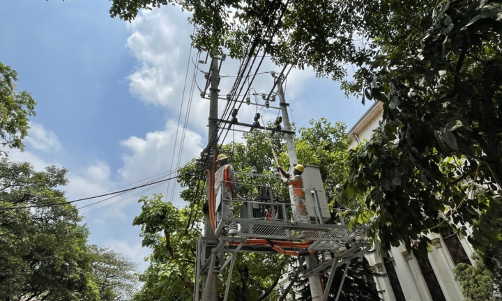 EVNNPC đạt 14 chỉ tiêu dịch vụ khách hàng trong tháng 4/2021