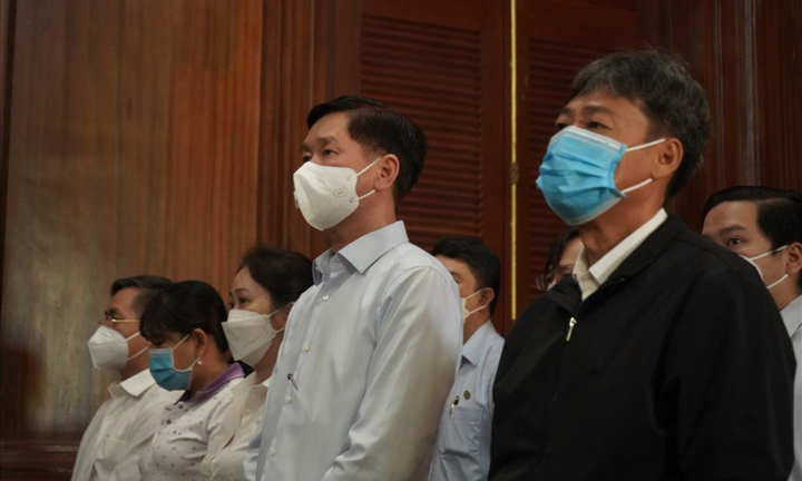 Tiếp tục phiên xử cựu Phó Chủ tịch TP.HCM Trần Vĩnh Tuyến dù vắng 2 bị cáo