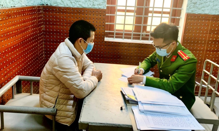 Bắc Giang: Khởi tố 2 tài xế làm giả giấy xét nghiệm COVID-19