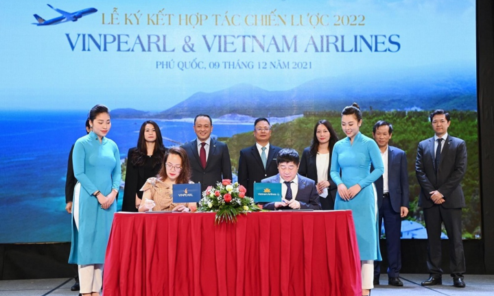 Vietnam Airlines hợp tác Vinpearl phát triển sản phẩm hàng không du lịch an toàn