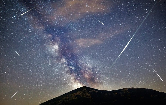 Ngắm mưa sao băng Geminids rực rỡ trên bầu trời Việt Nam đêm nay