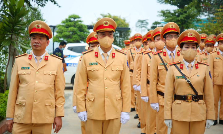 CSGT toàn quốc ra quân xử lý vi phạm trong đợt cao điểm Tết 2022